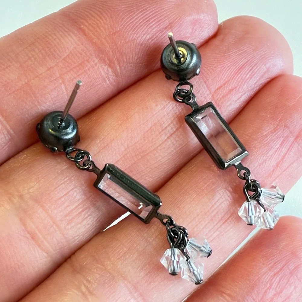 Rhinestone‎ Dangle Drop Earrings Gunmetal Clear Crystal Geometric Cheryl Reis